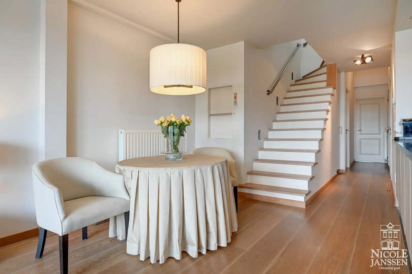 Exclusief duplex-appartement van 130m² met terrassen en autostandplaats foto 9