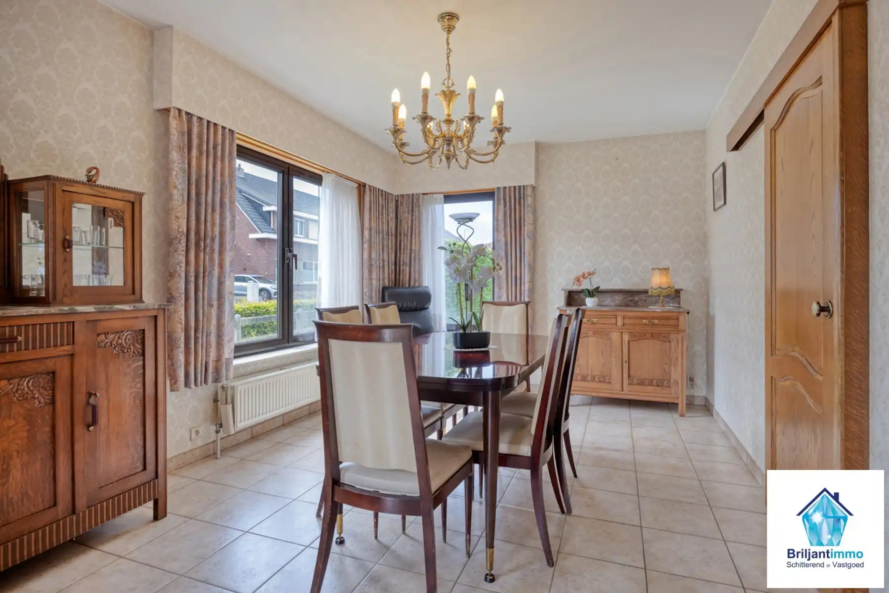 Gelijkvloers wonen met 3 slp, inpandige garage & toffe tuin foto 7