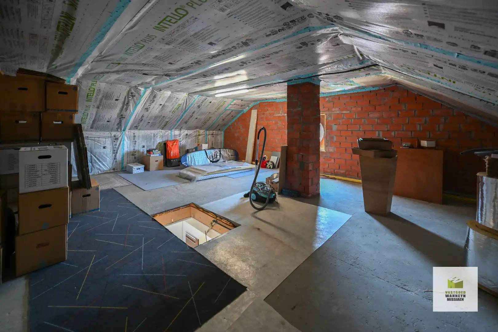 Centraal en rustig gelegen woning met 3slpk, garage en tuin foto 21