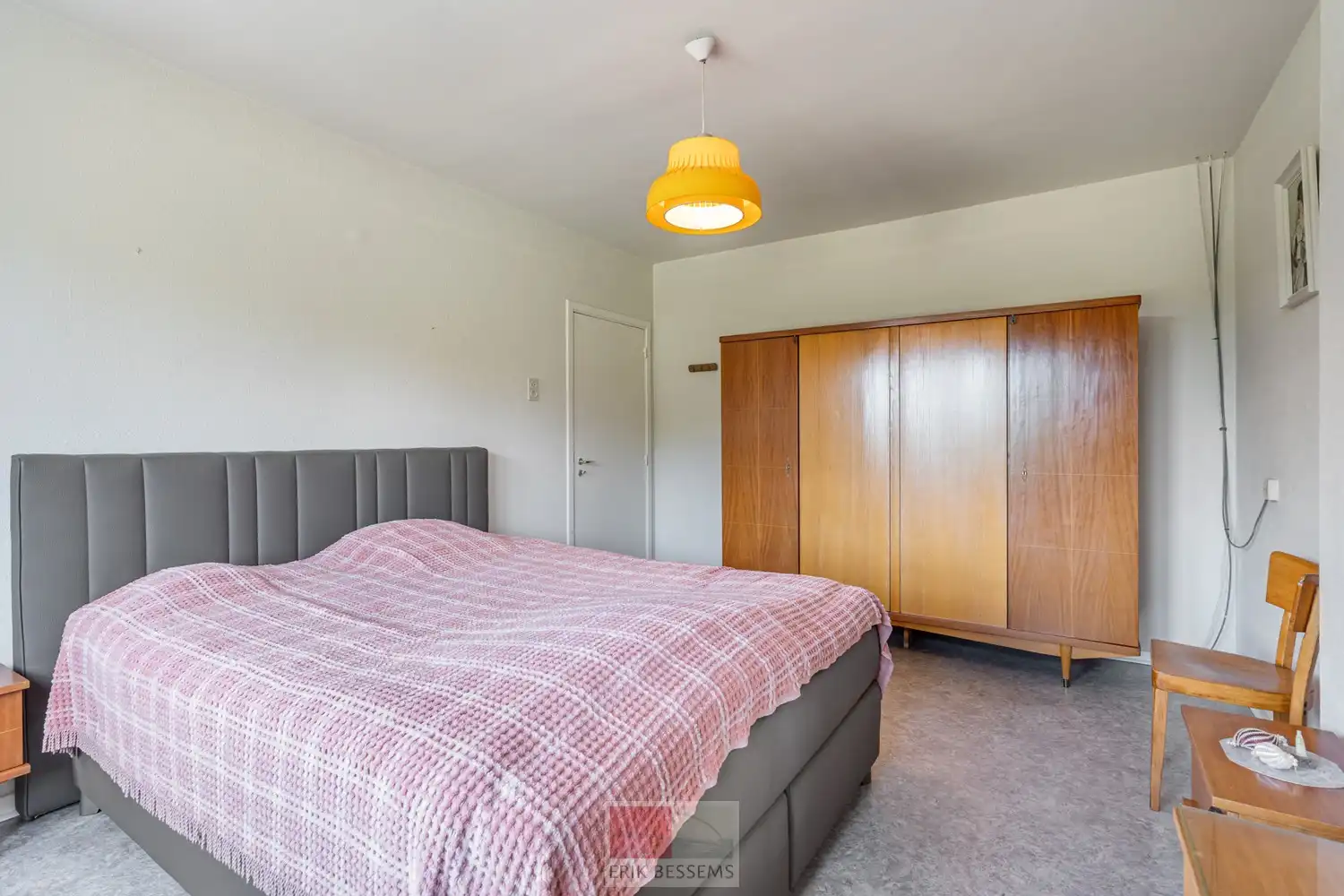 Leuke te renoveren woning met een bewoonbare oppervlakte van ca. 172 m², gelegen op een perceel van 485 m². foto 29