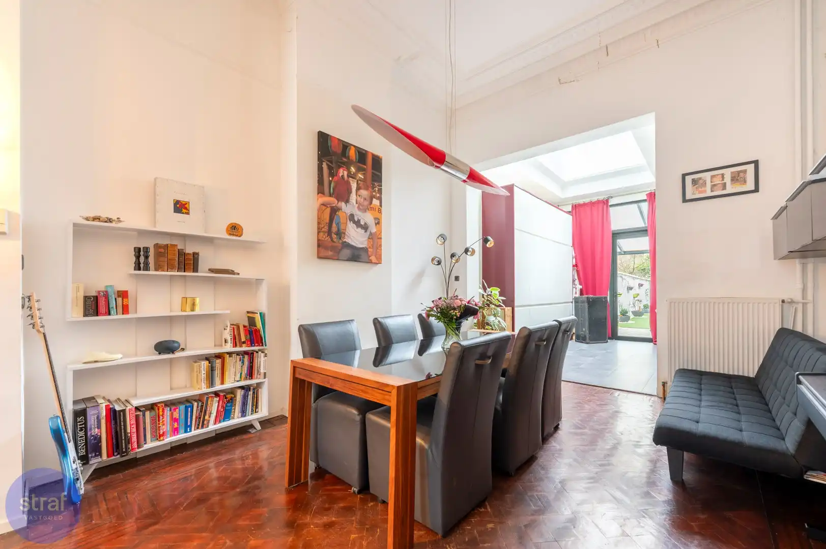Klassevol Herenhuis met 6 slaapkamers met grote zonnige tuin foto 6