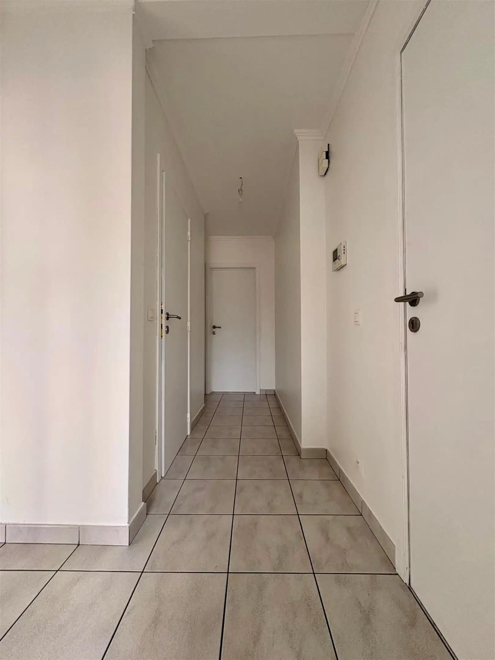 Ruim 2-slaapkamerappartement met lift en autostaanplaats in Sint-Gillis-Dendermonde foto 10