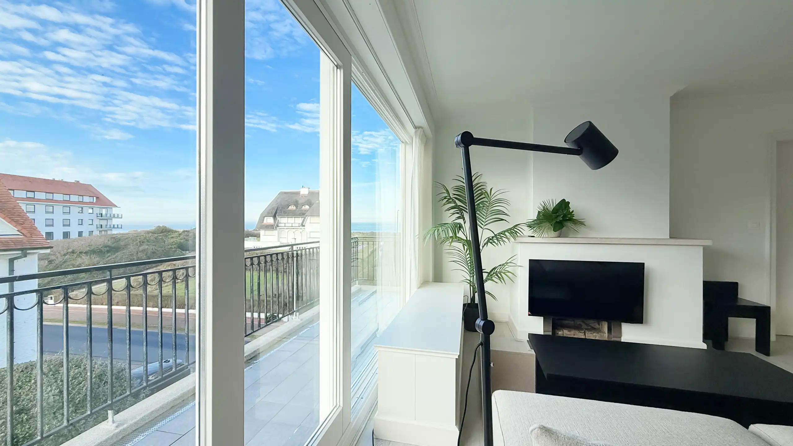 Stijlvol gemeubeld appartement / toplocatie nabij de Zeedijk foto 5