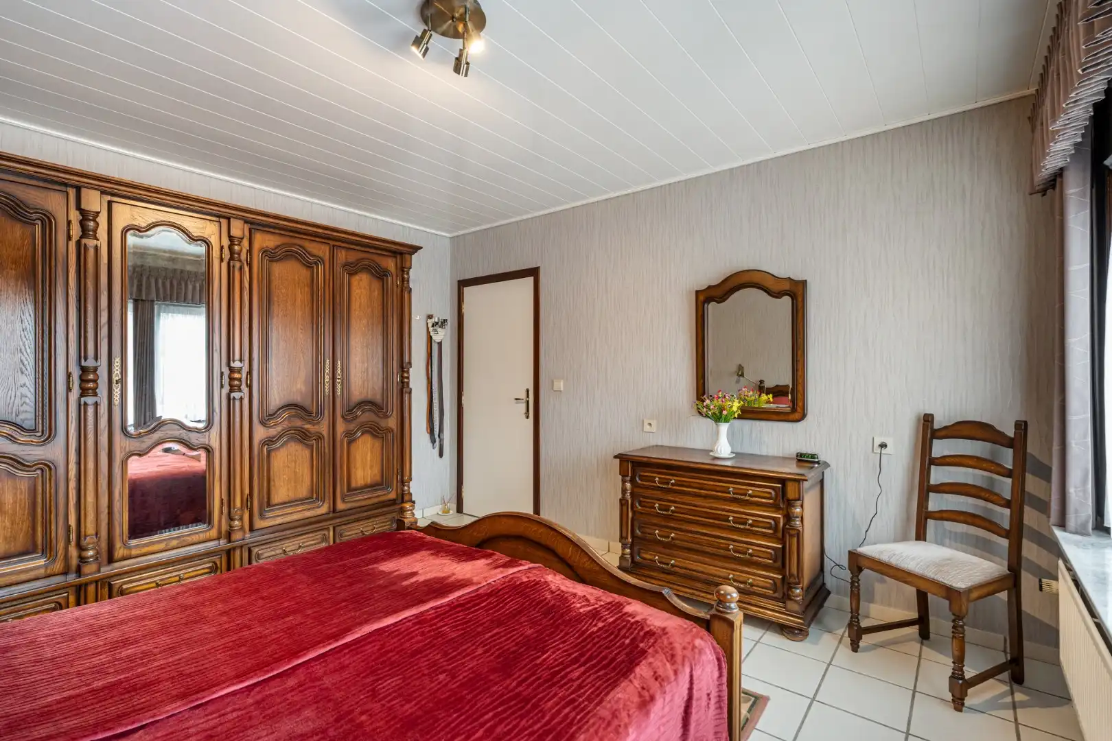 Verzorgde gezinswoning op een perceel van 9a08ca, gebouwd in 1988 op een rustige locatie nabij het centrum van Neeroeteren!  foto 22