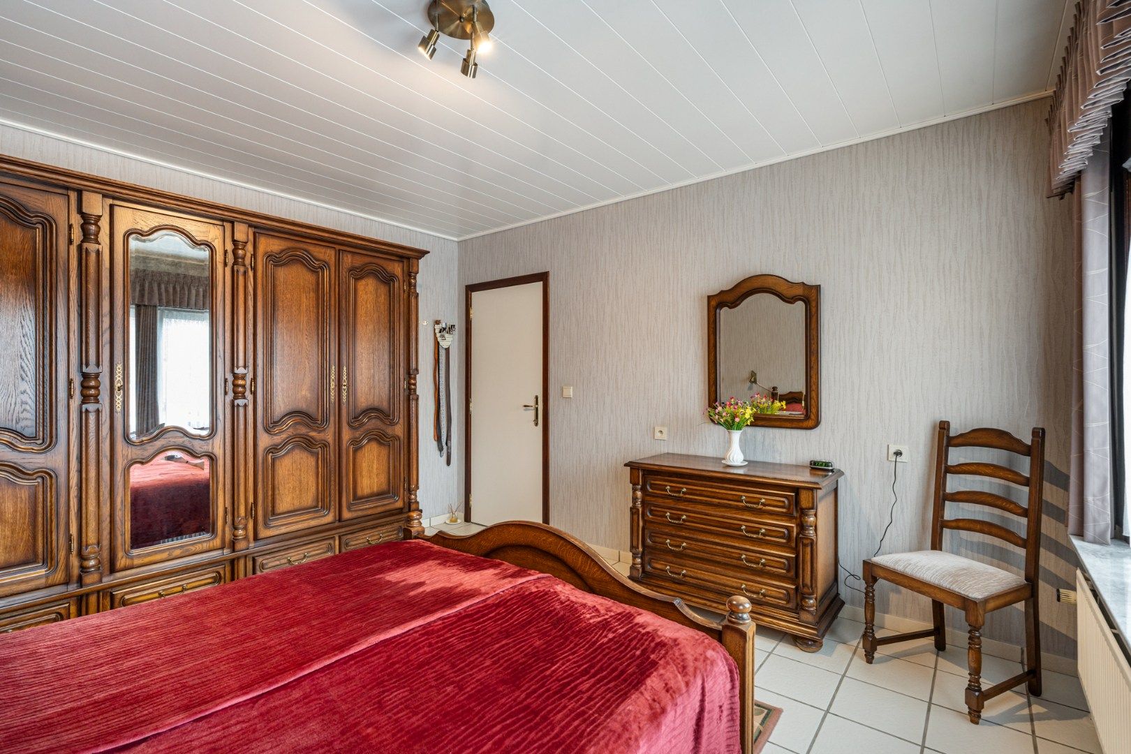 Verzorgde gezinswoning op een perceel van 9a08ca, gebouwd in 1988 op een rustige locatie nabij het centrum van Neeroeteren!  foto 22