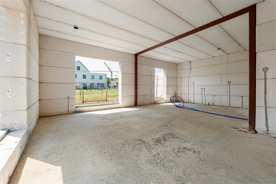 CASCO HALFOPEN BEBOUWING IN MODERNE STIJL MET CARPORT IN ALKEN foto 13