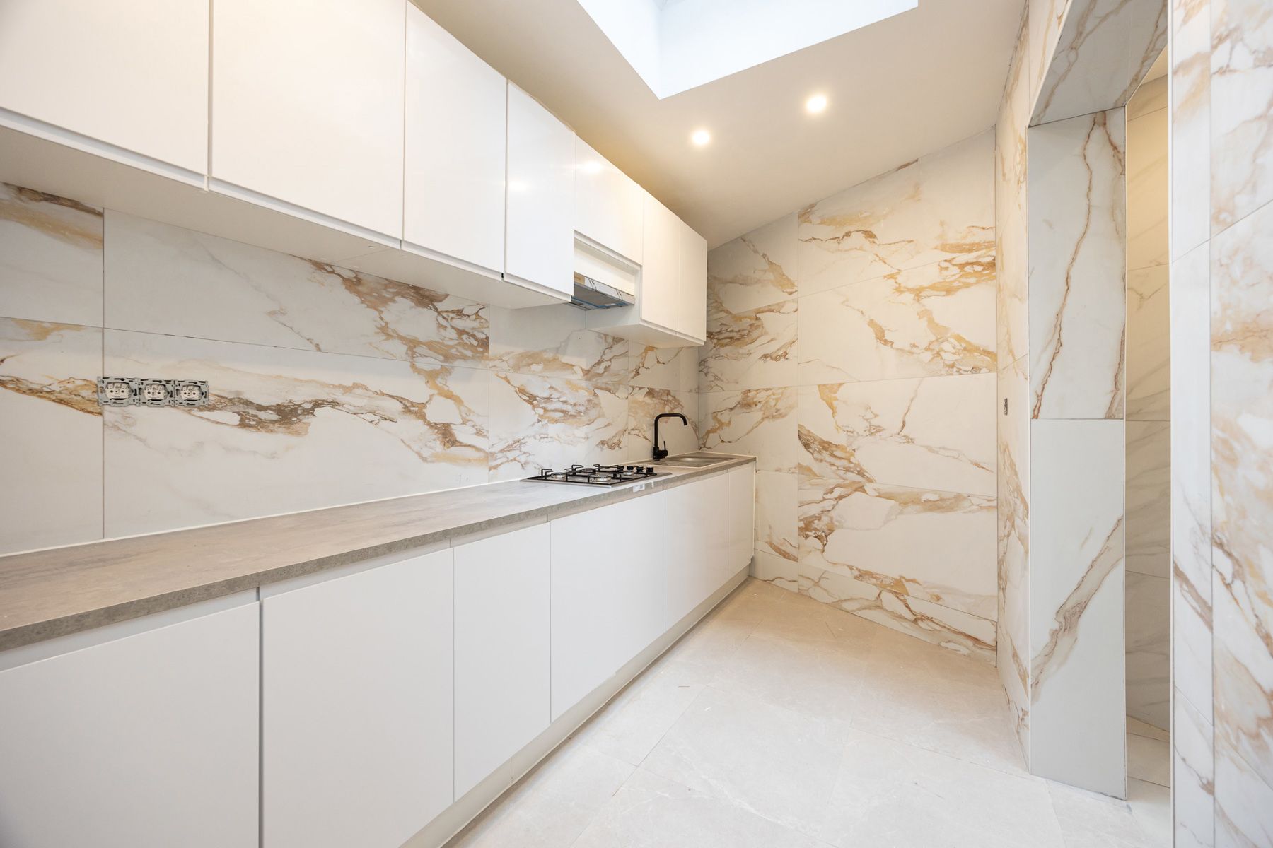Hoofdfoto van de publicatie: Leuke woning met veel potentieel