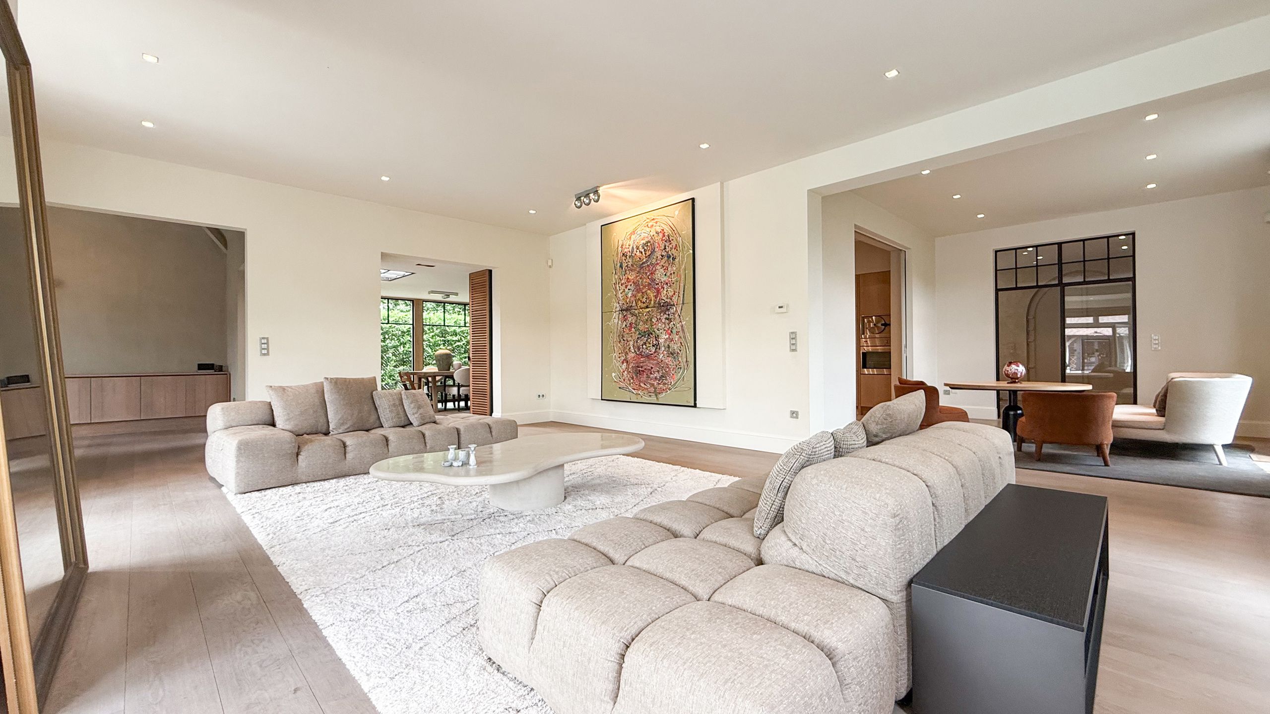Exclusieve villa met zwembad op riant perceel in Koersel! foto 5