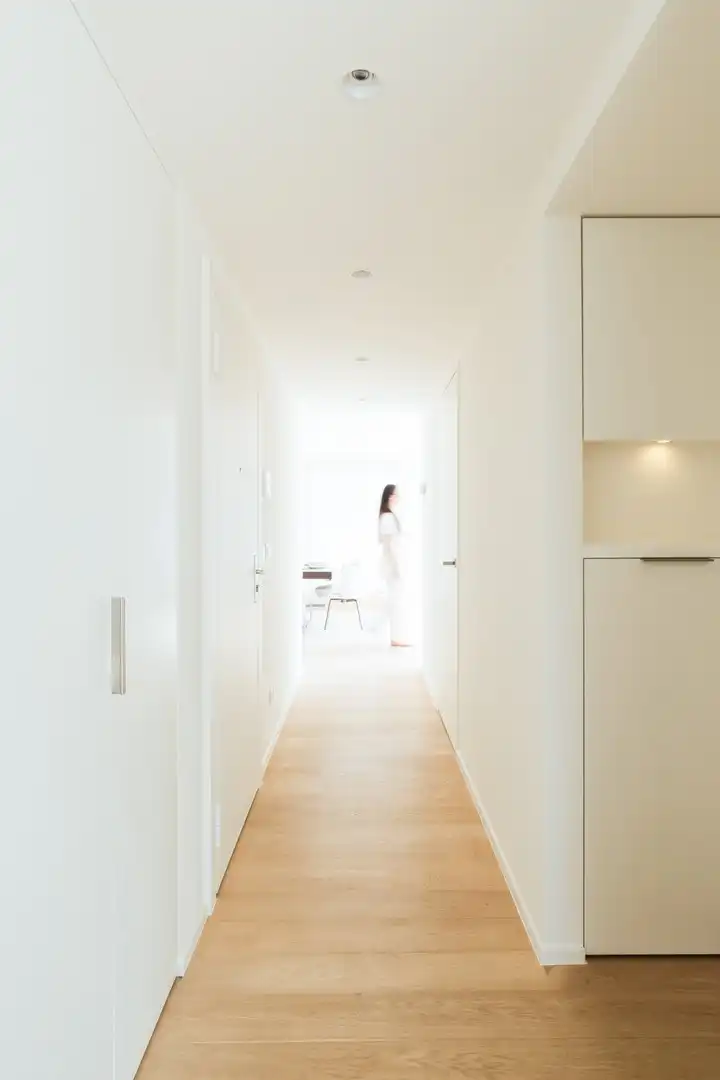 Sublieme zonnige penthouse met ruime terrassen en zijdelings zeezicht. foto 15