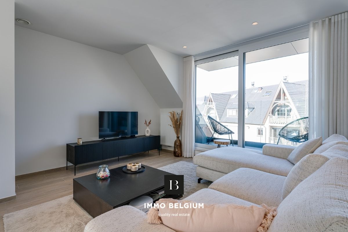 Modern appartement met 3 slaapkamers, dakterras en garage foto 6