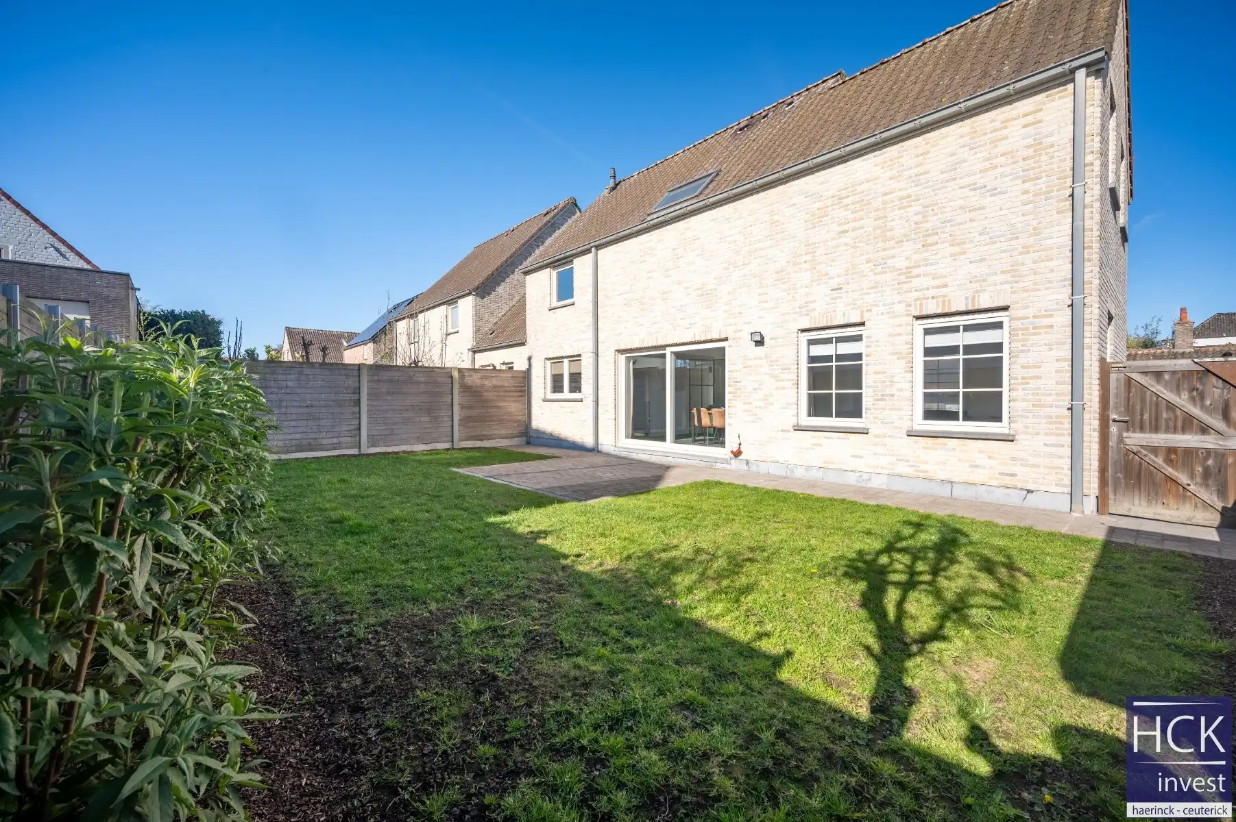 KRUISHOUTEM - Prachtige, instapklare en energiezuinig woning met 3 SLPK foto 9