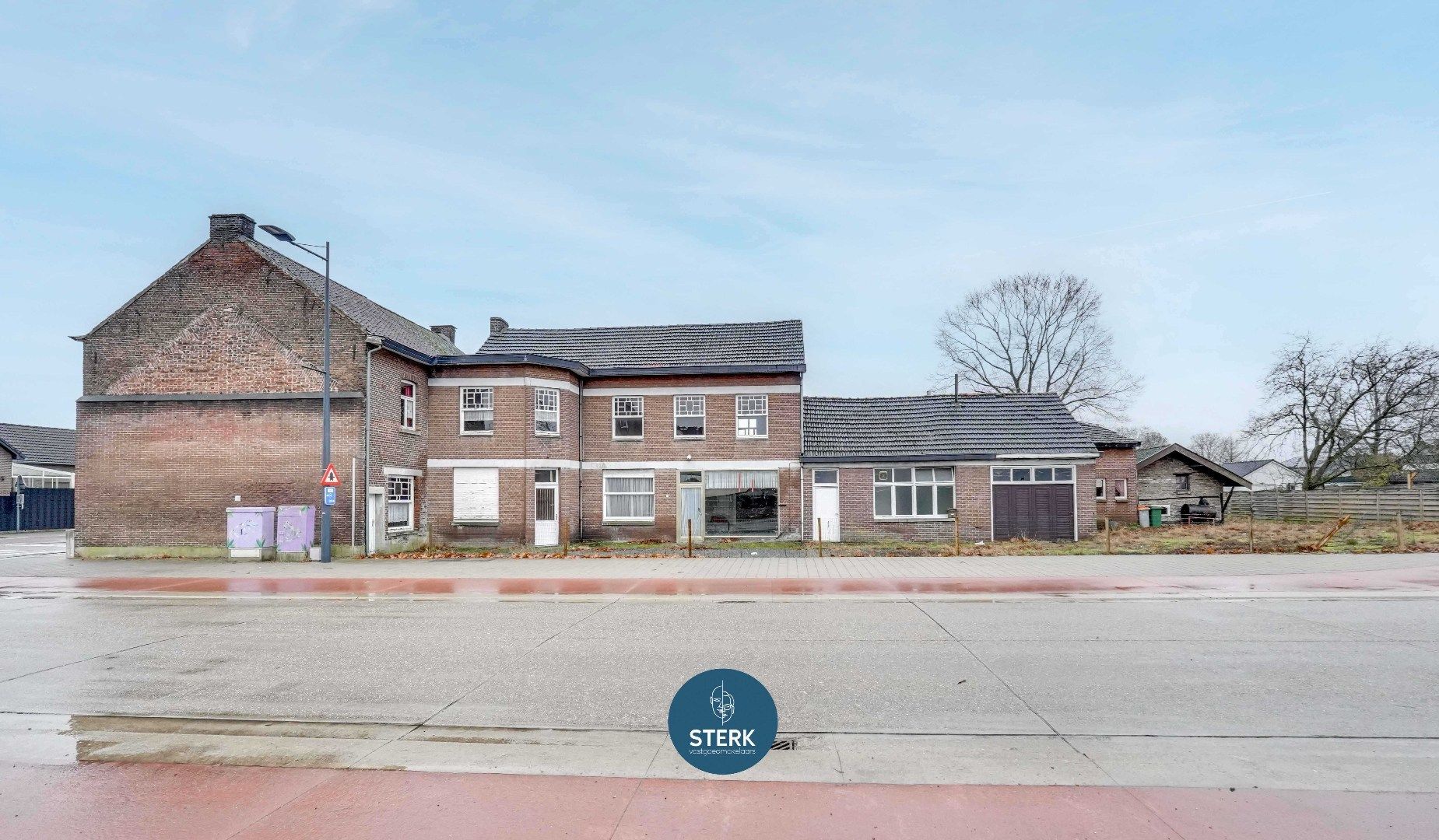 RENOVATIEPROJECT/PROJECTGROND OP ABSOLUTE ZICHTLOCATIE TE REKEM !  foto {{pictureIndex}}