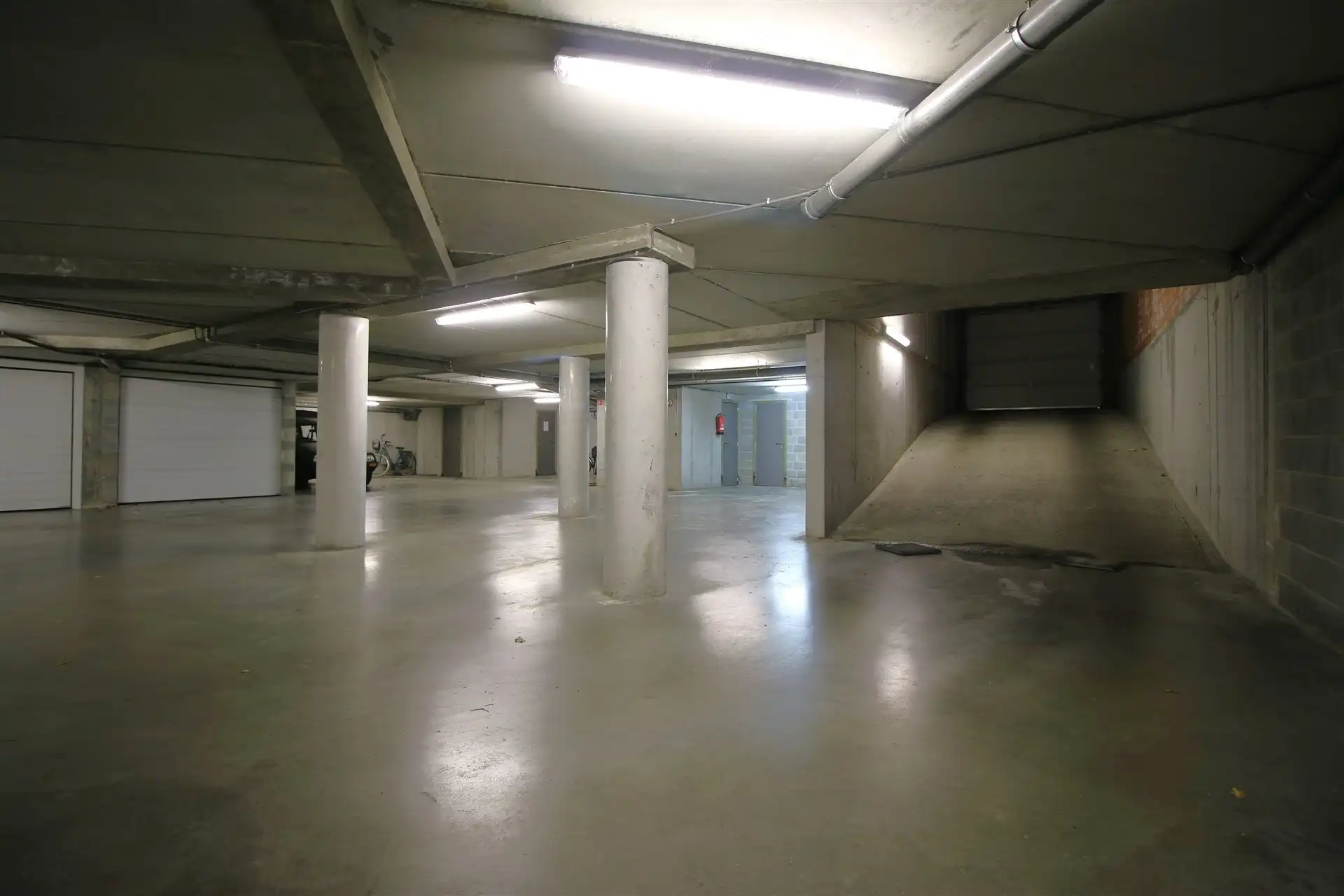 Prachtig vernieuwd éénkamerappartement foto 17