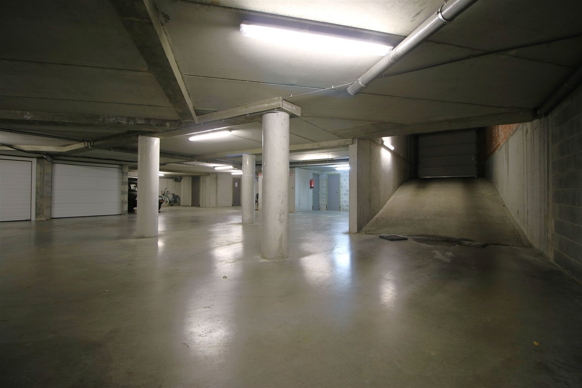 Prachtig vernieuwd éénkamerappartement foto 17