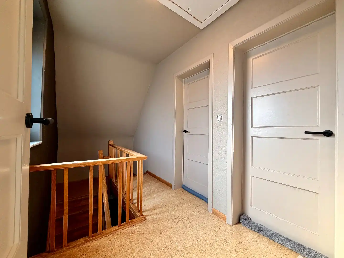 Instapklare halfopen bebouwing met ruime garage te koop in Harelbeke (Arendswijk) foto 10