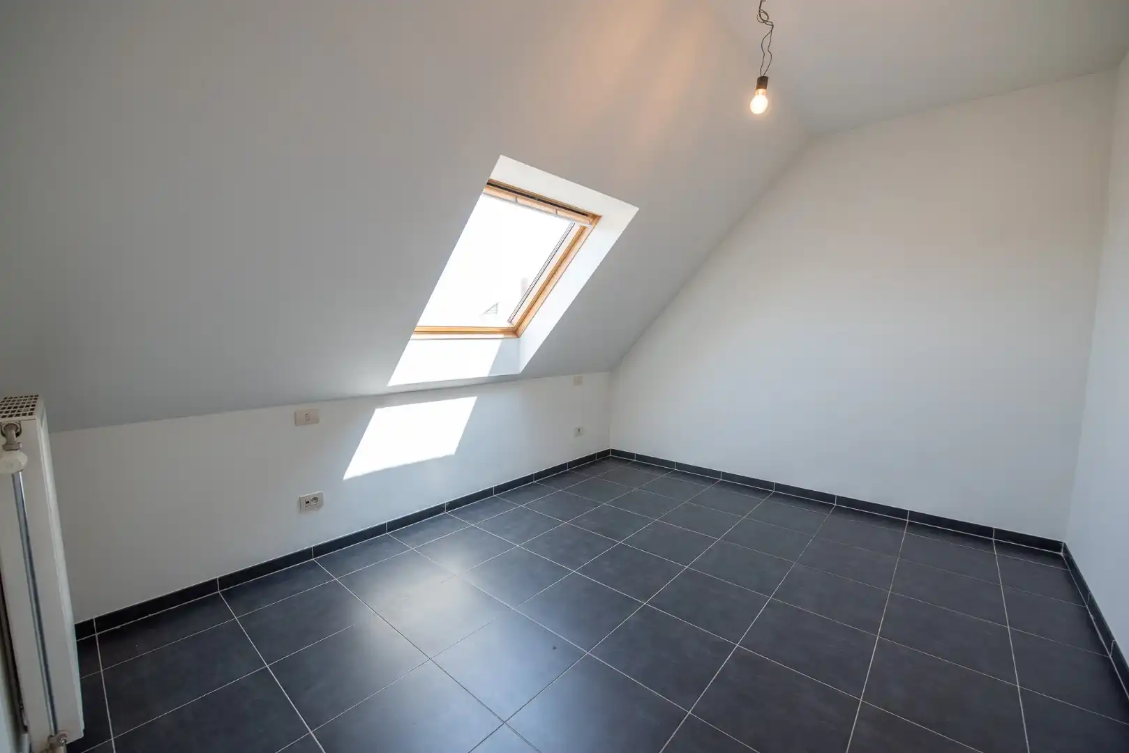 Centraal gelegen dakappartement te Zulte! foto 6