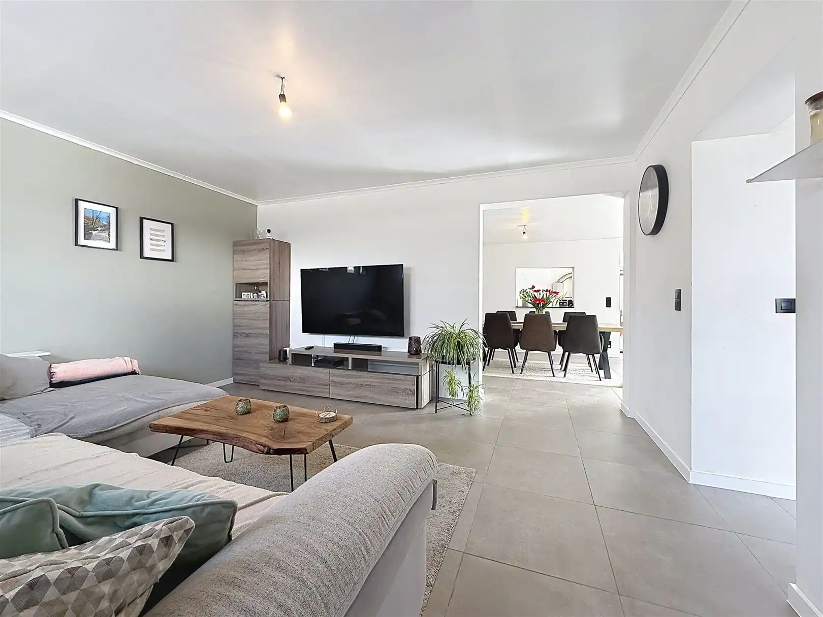 Gerenoveerde woning, 3 slpks, 2 bdks, opp 15a 80ca foto 12