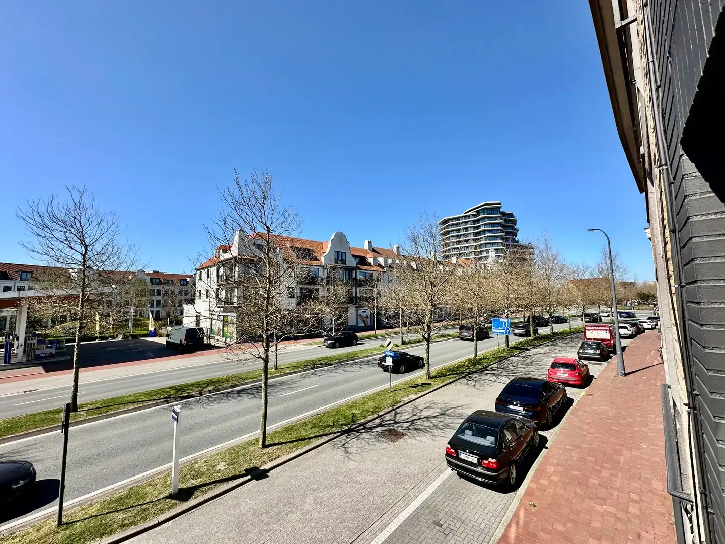Aangenaam appartement genietend van open zichten, vlakbij het centrum van Knokke. foto 5