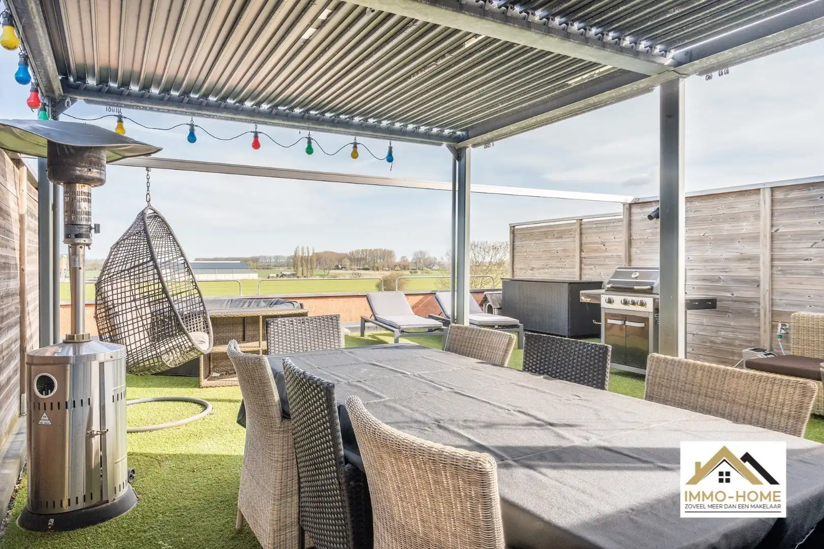 Ruime woning met prachtig uitzicht foto 2