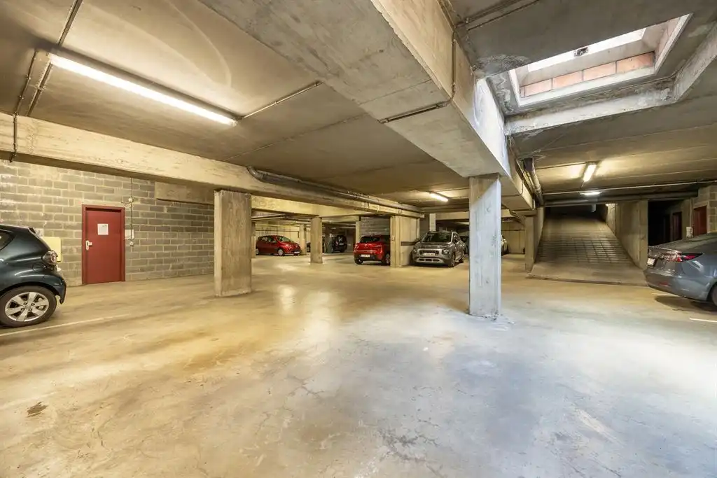 2 slpk-appartement met autostaanplaats in rustige woonwijk foto 24