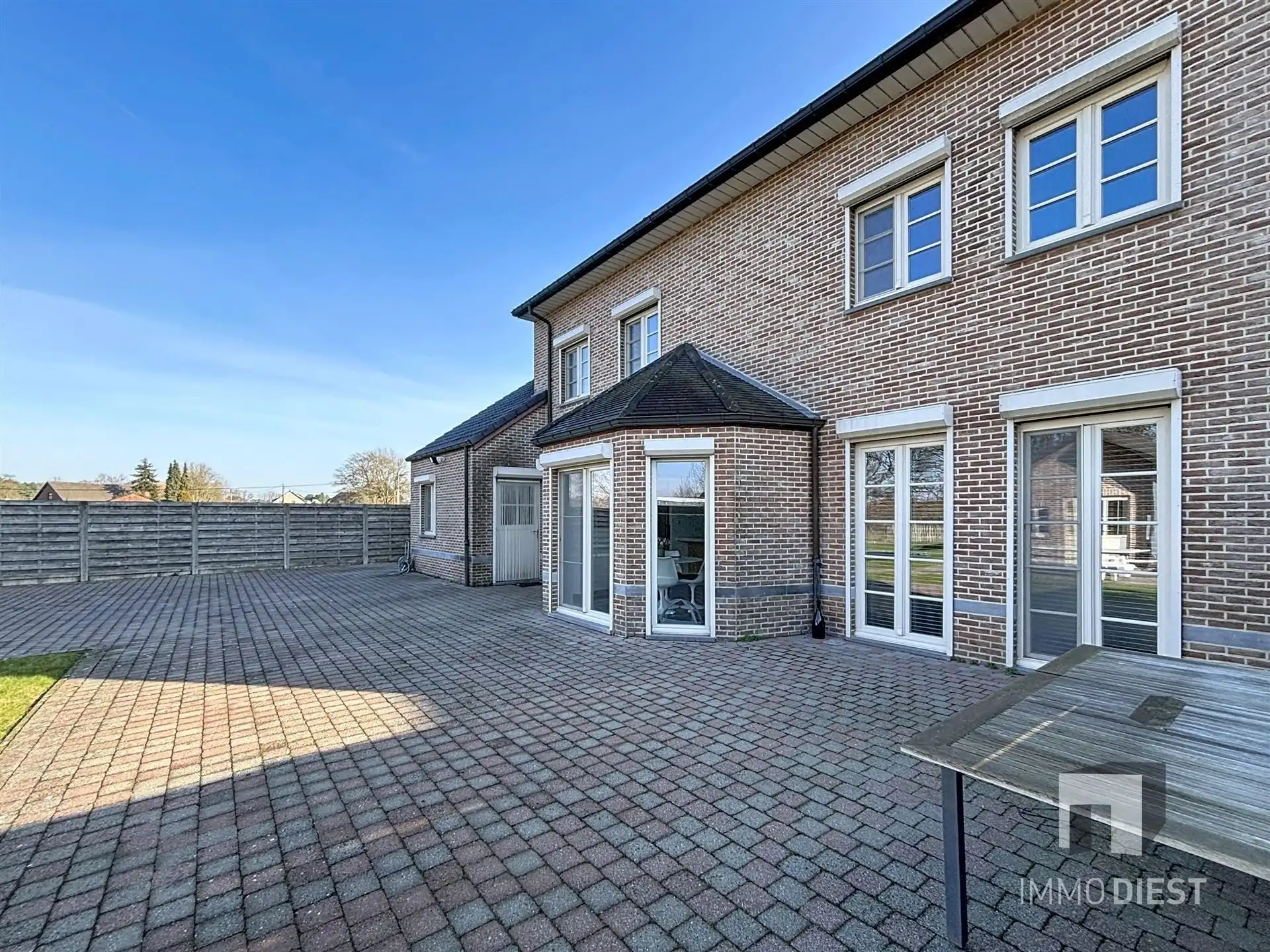 Klasse villa met moderne inrichting in Paal foto 54