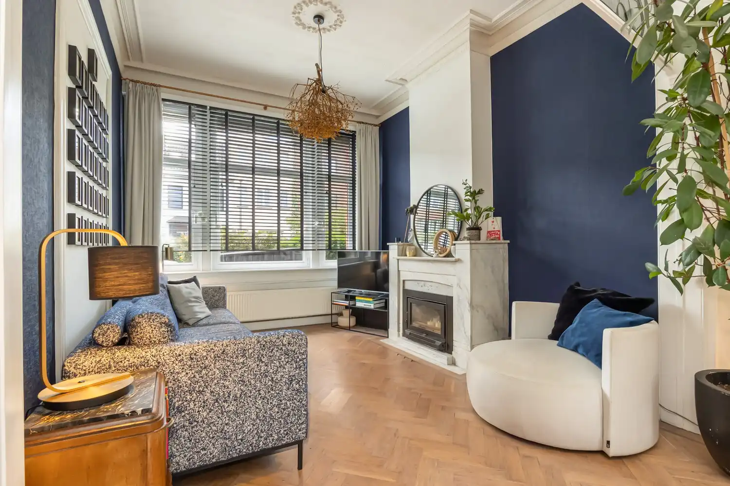 Karaktervolle ruime burgerwoning foto 4