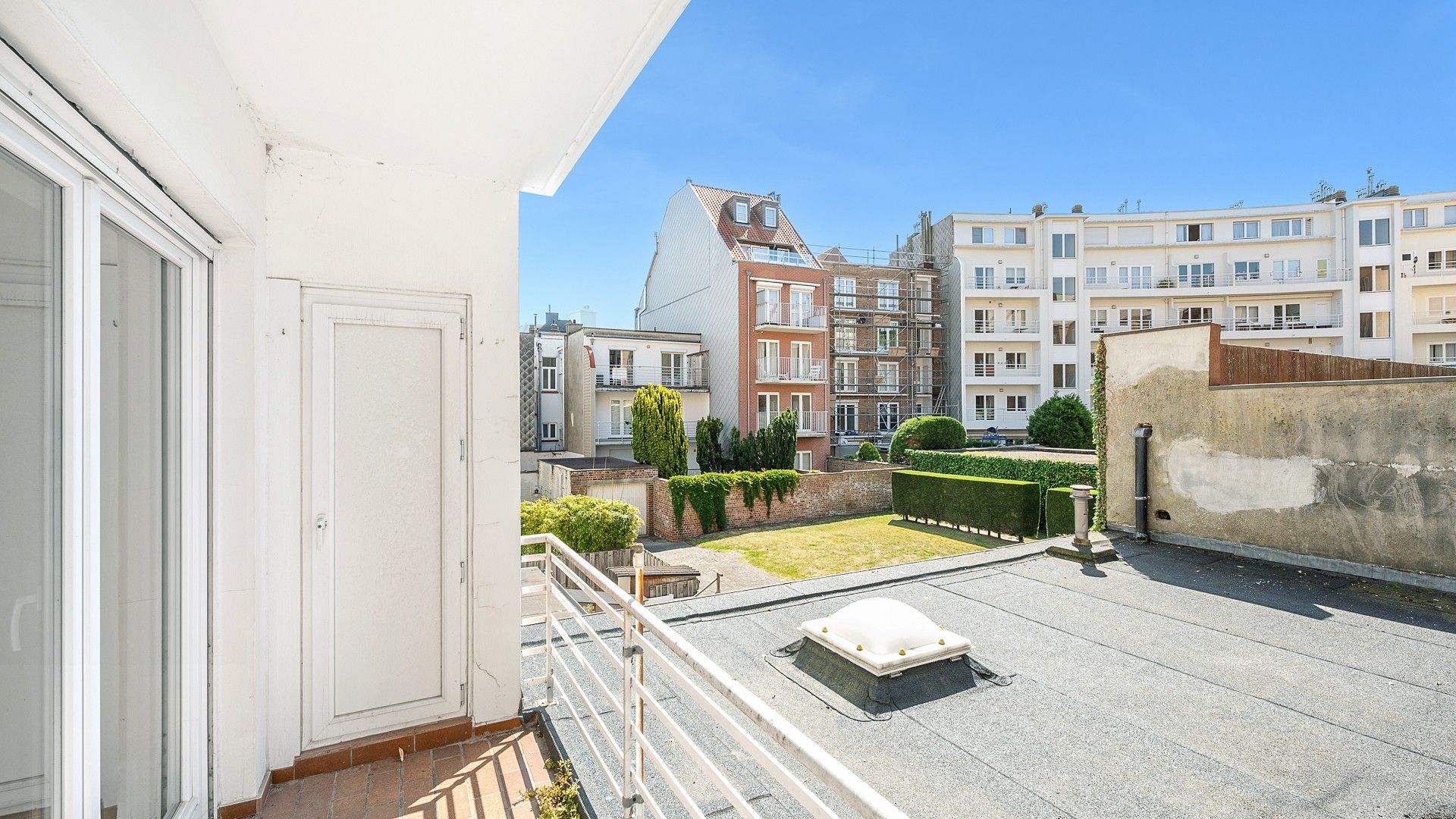 Smaakvol  2-slaapkamerappartement nabij het Zoute foto 21