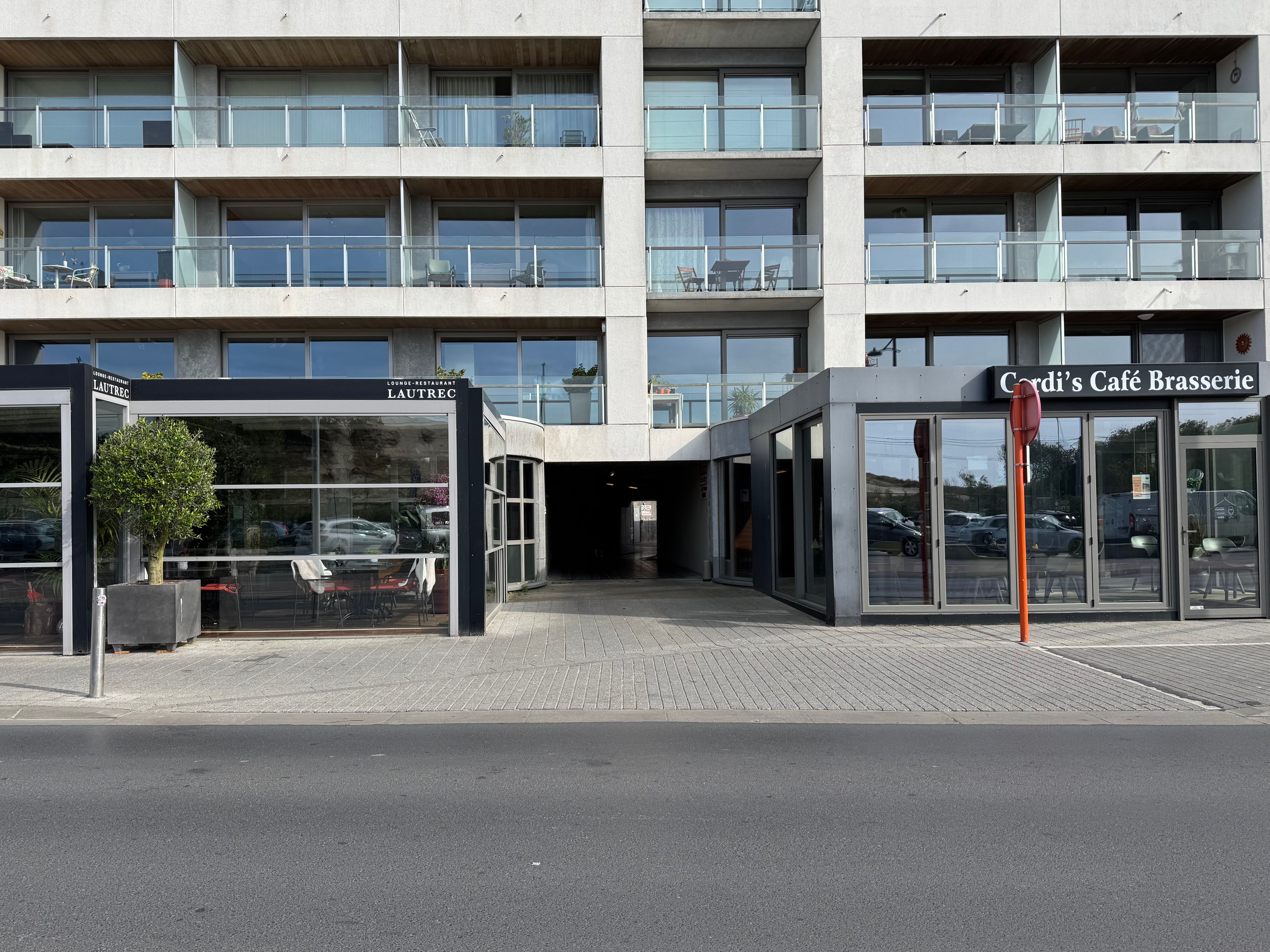 Garagebox 17m² in centrum Bredene foto 10
