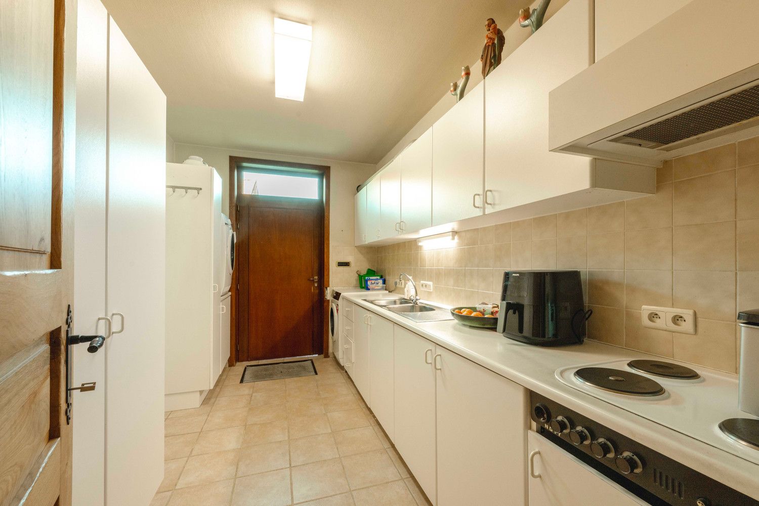 Alleenstaande woning met handelsruimte te Tielt. foto 10