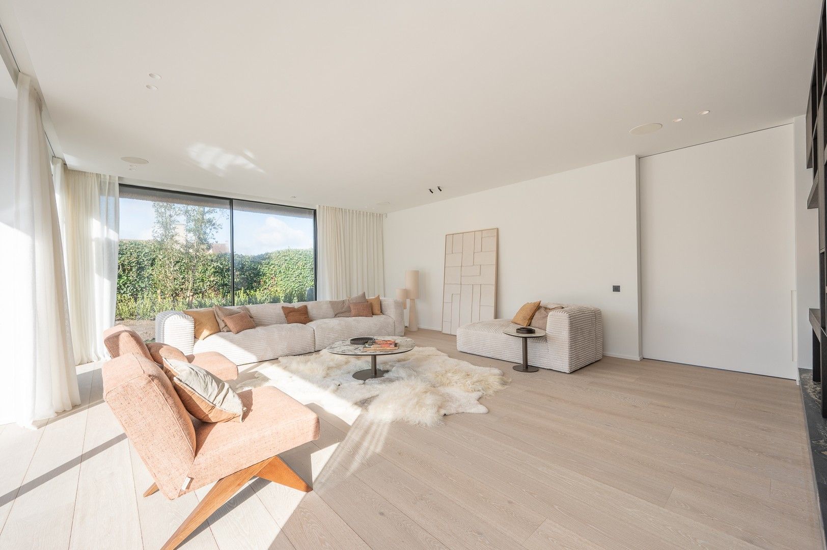 Uitzonderlijke luxueuze nieuwbouwvilla met zwembad in een residentiële buurt te Knokke foto 2