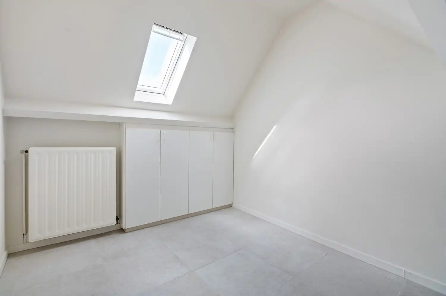 Ruim duplex appartement in hartje Lier! foto 13