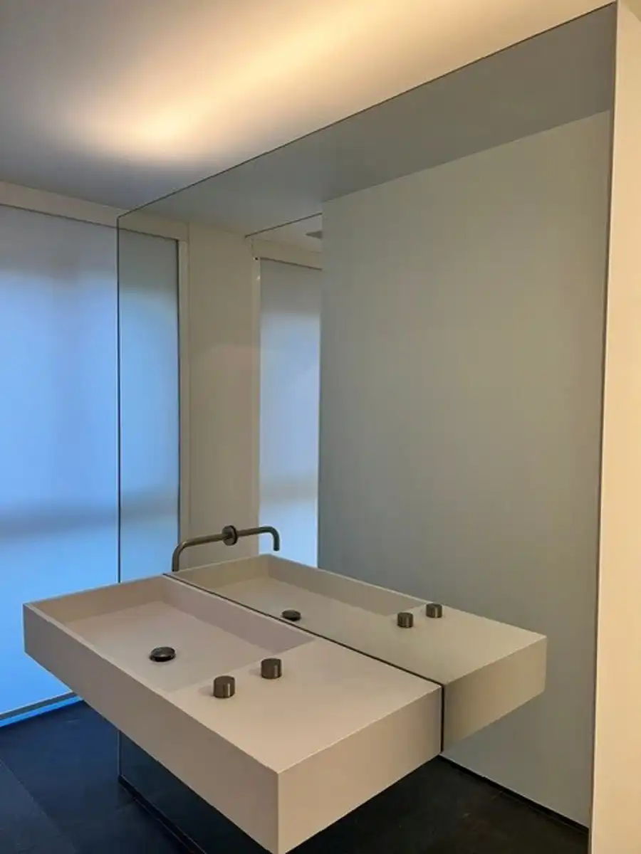High-end appartement met frontaal zicht op de jachthaven. foto 15