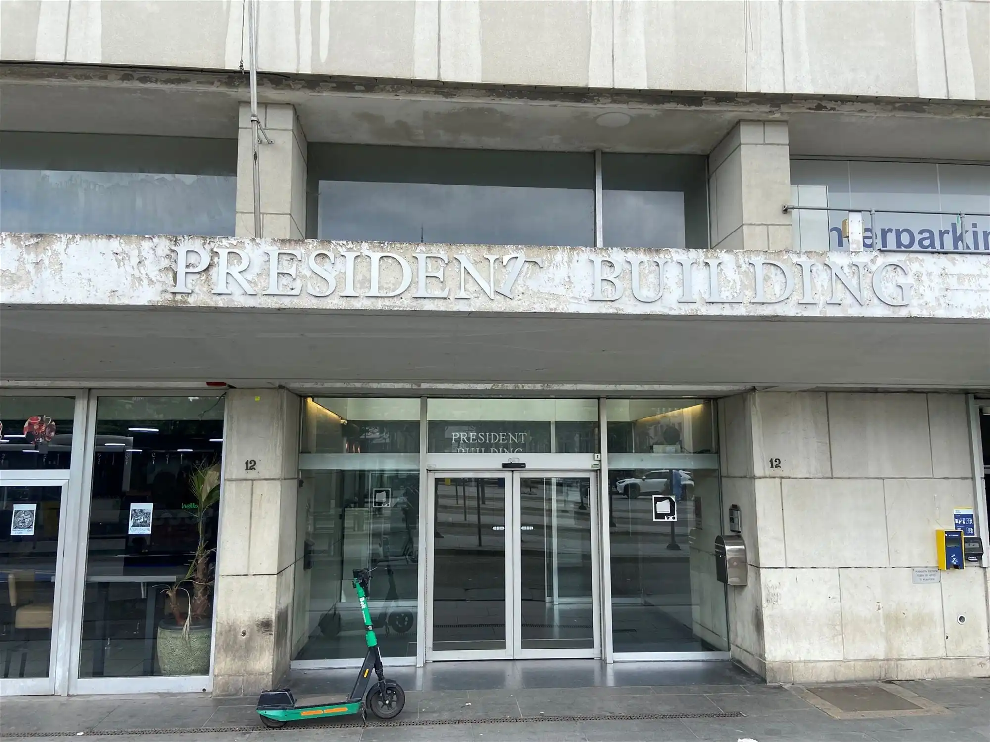 2 verhuurde commerciële ruimten aan het Operaplein, 8,3% netto rendement foto 6