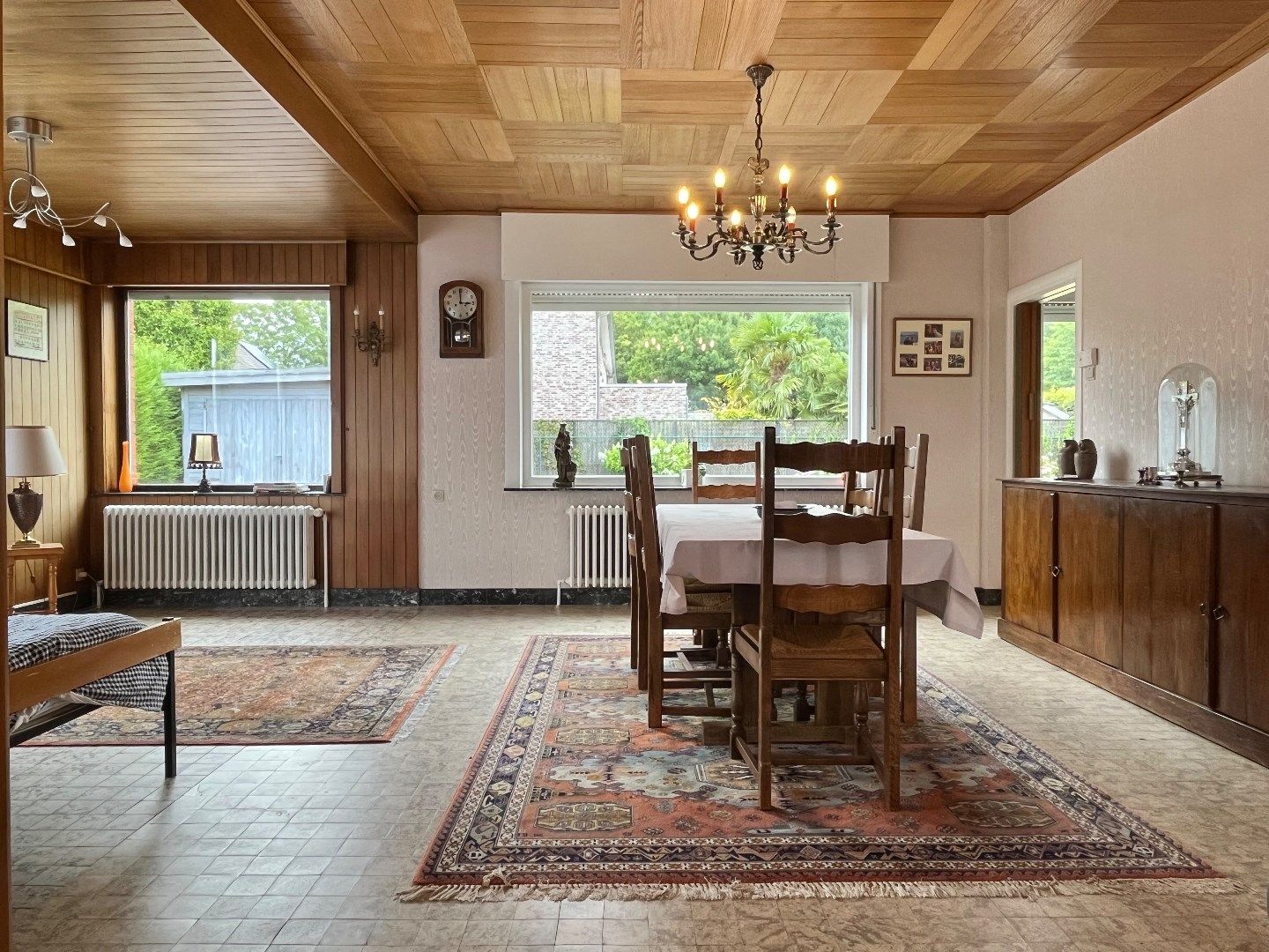 Alleenstaande woning te koop in Kuurne met ruime tuin, 3 slaapkamers en een topligging.  foto 7