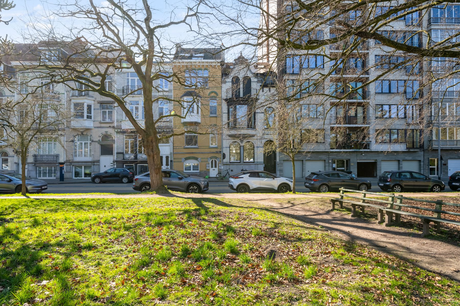 Charmante studio met terras - ideaal voor studerende kinderen foto 12