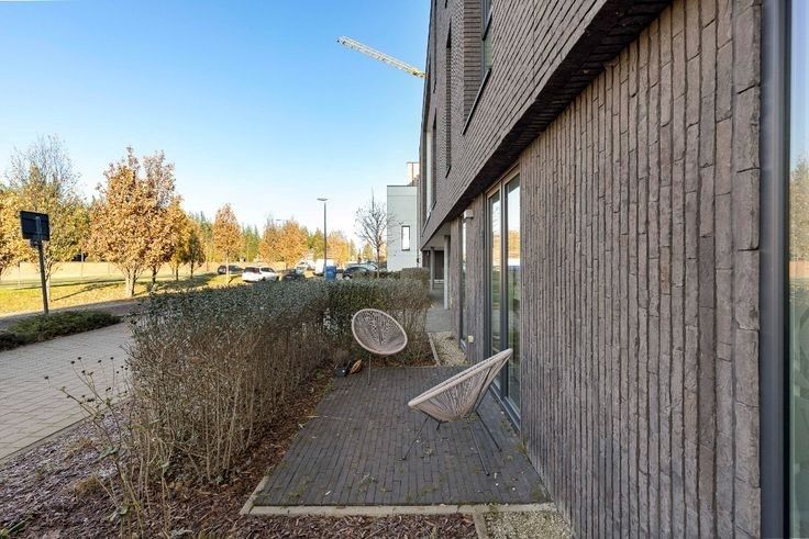 Gelijkvloers appartement... tip top in orde. foto 2