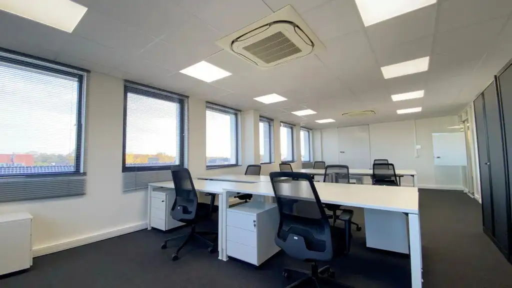 Full service kantoren in Idola Bedrijvencentrum in Lochristi foto 4