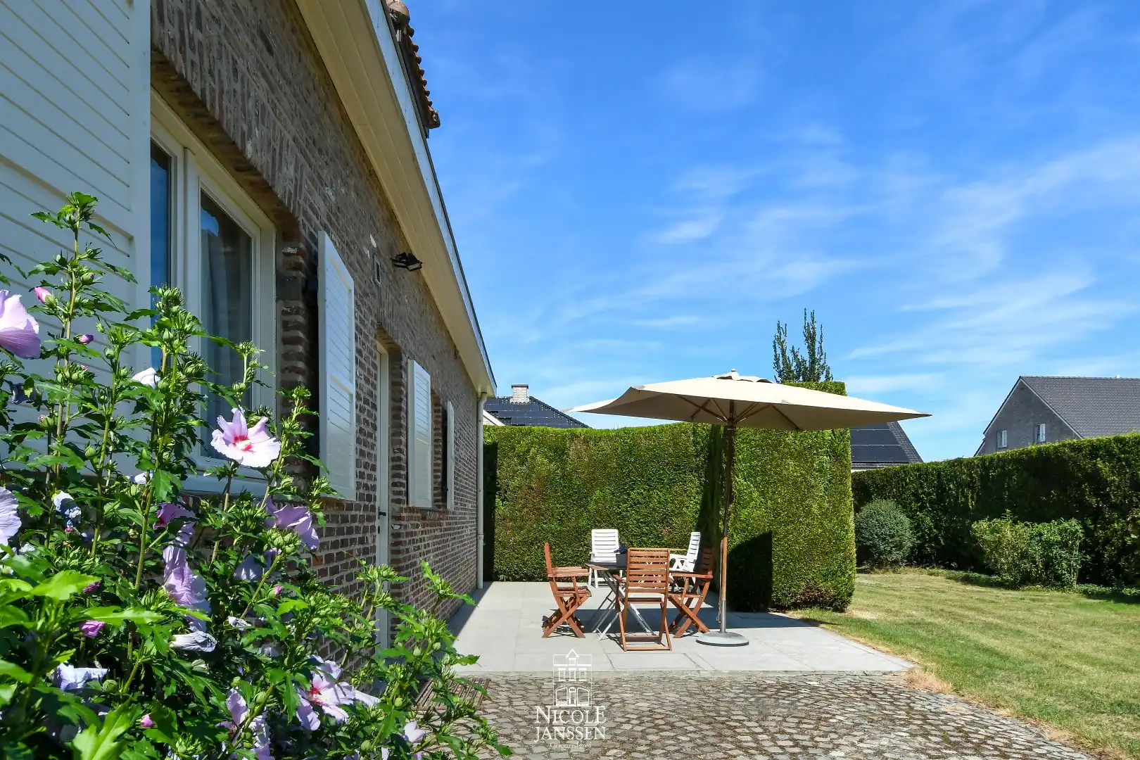 Ruime gezinswoning op een royaal perceel in een rustige omgeving  foto 19