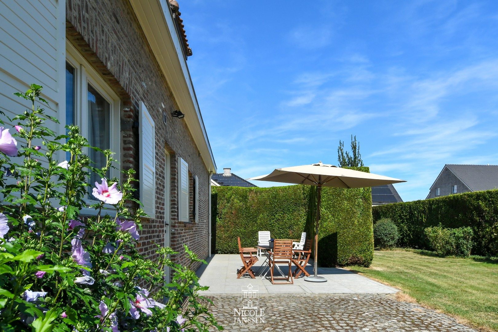 Ruime gezinswoning op een royaal perceel in een rustige omgeving  foto 19