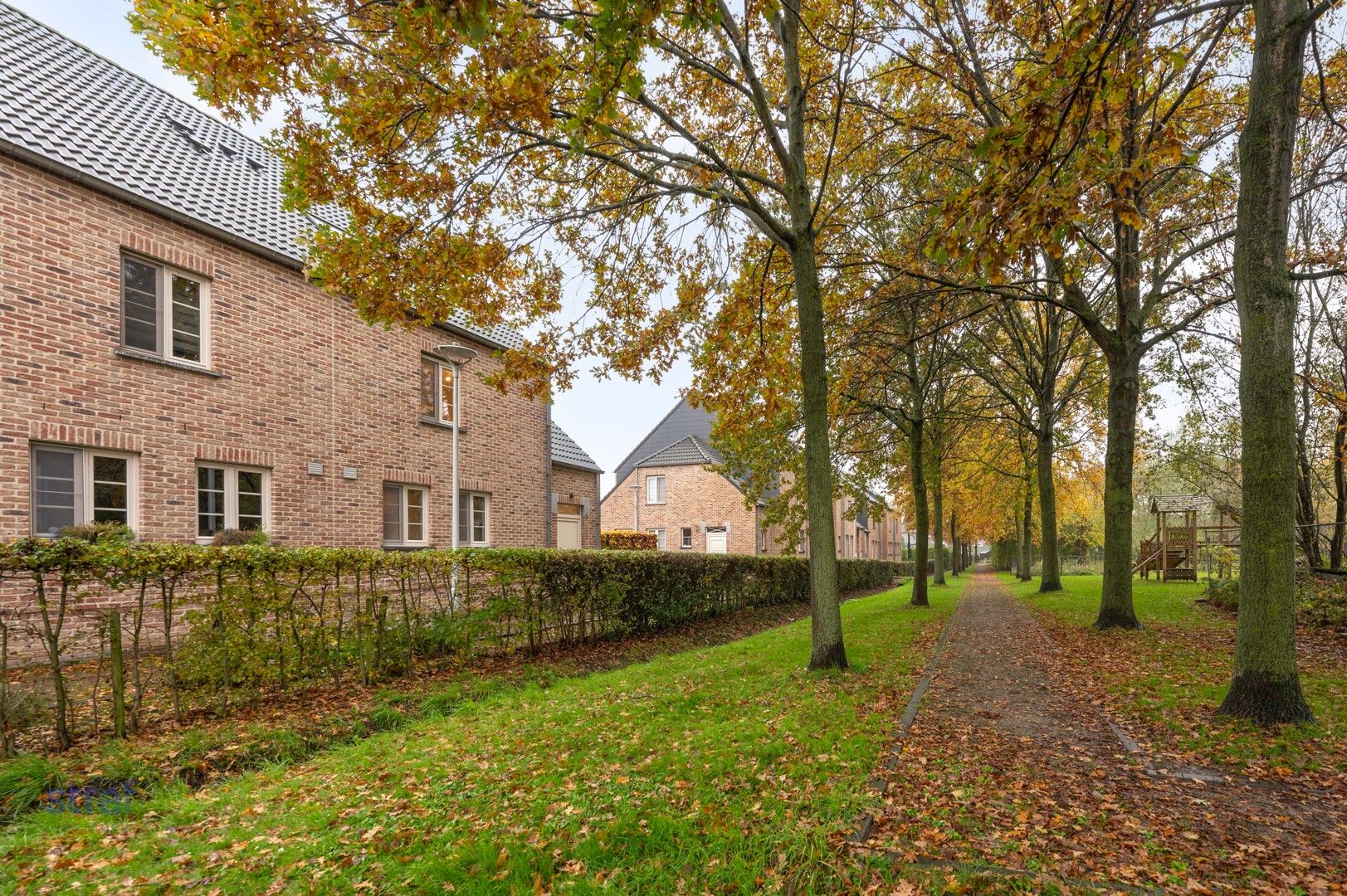 Woning met 4 slaapkamers en tuin in groene buurt in Kruibeke foto 17