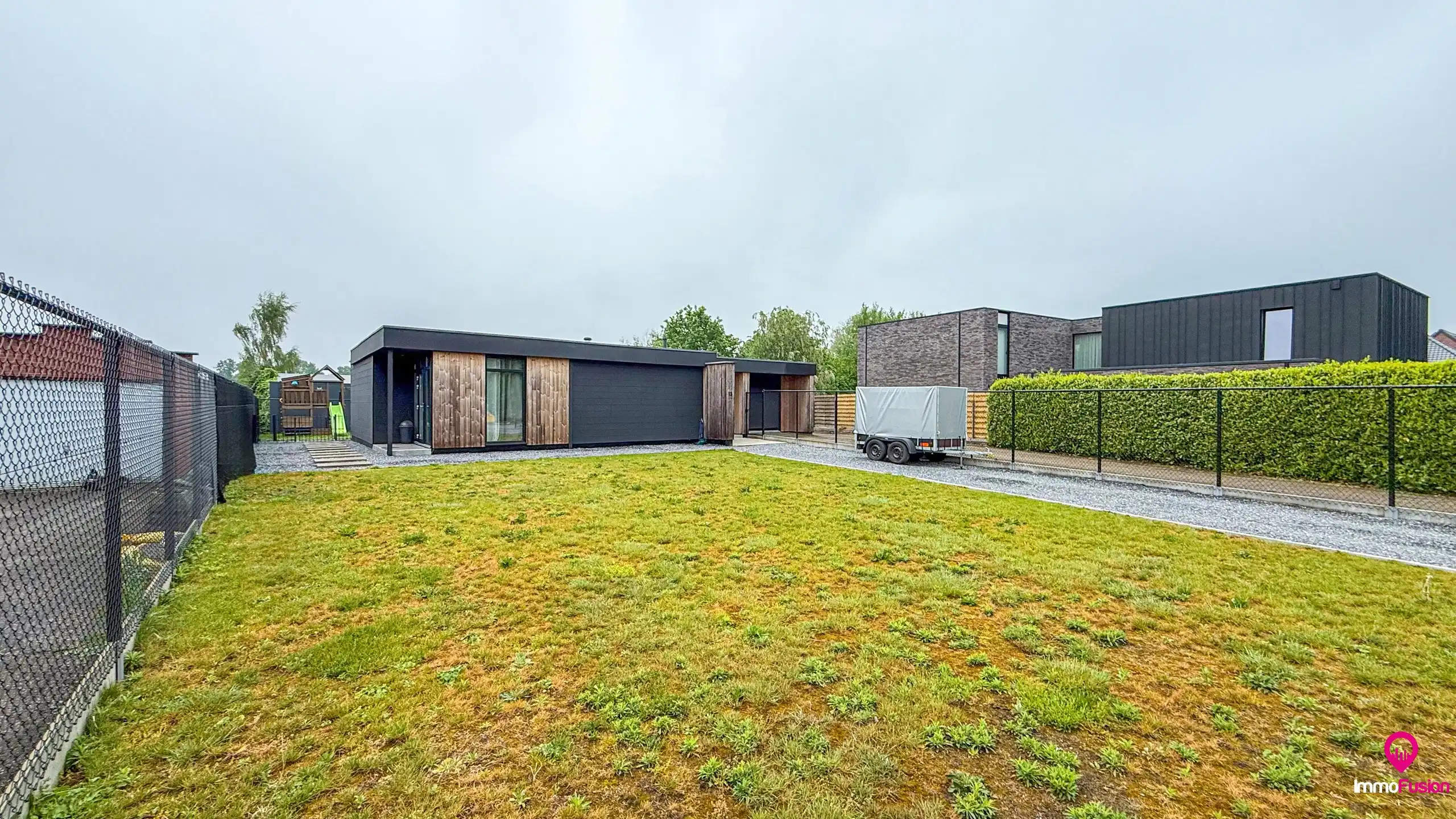 Gerenoveerde woning met 3 slaapkamers en ruime tuin! foto 27
