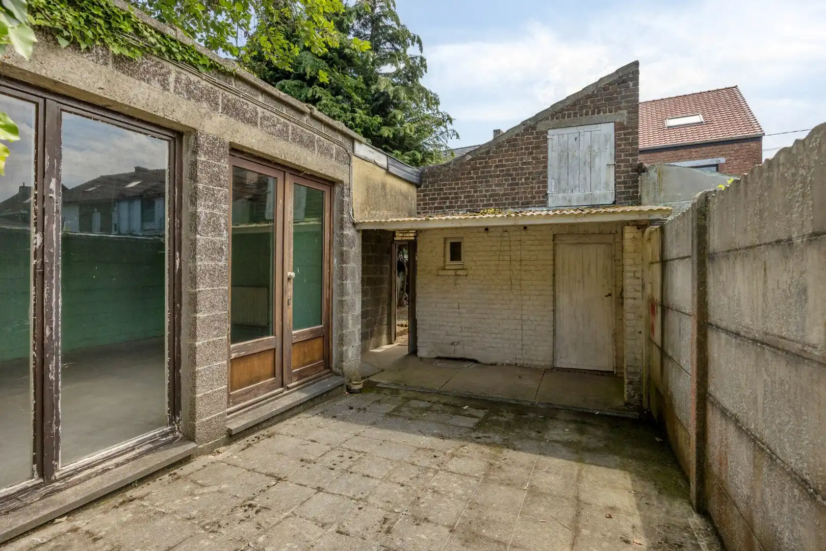Ruime te renoveren woning met 3 slaapkamers in Lubbeek met doorgang langs het perceel van de buren. EPC: 736 KWH/m² foto 32