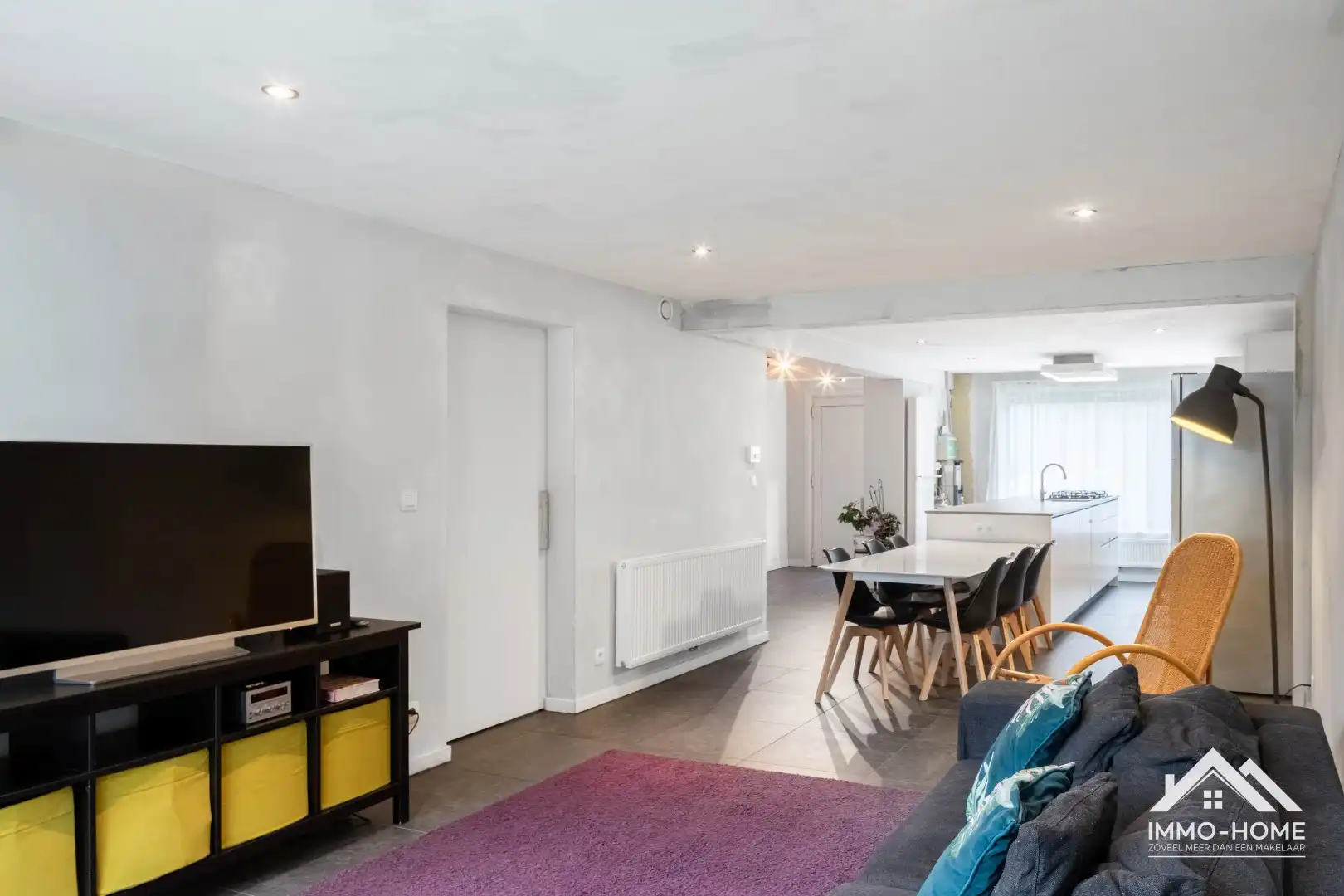 Prachtige gerenoveerde woning op een topligging in Sint-Amandsberg! foto 6