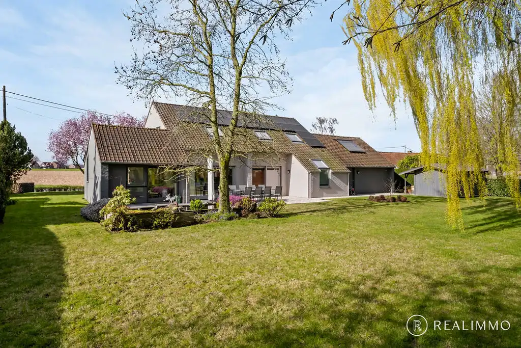 Ruime villa met 4 slaapkamers op ruim perceel met prachtige ligging! foto 24