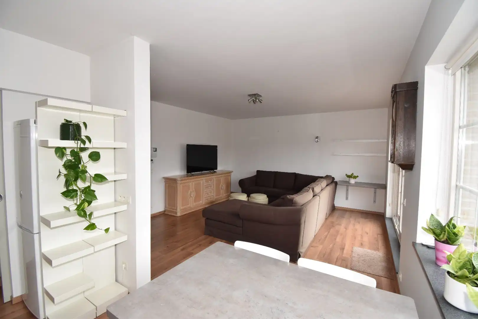 Appartement met mooi terras foto 16