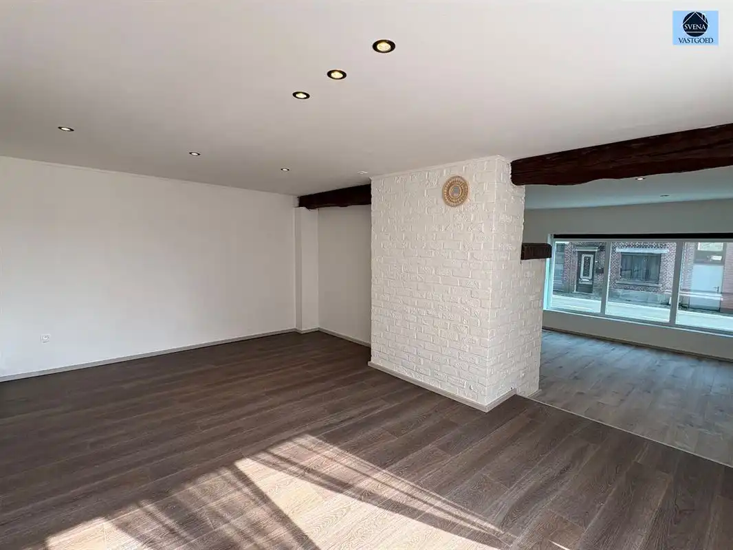 WONING MET 3 SLAAPKAMERS EN TUIN foto 3