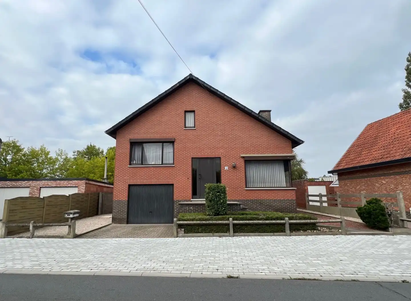 OPEN BEBOUWING te Halen : 2 slpks, terras, garage foto {{pictureIndex}}