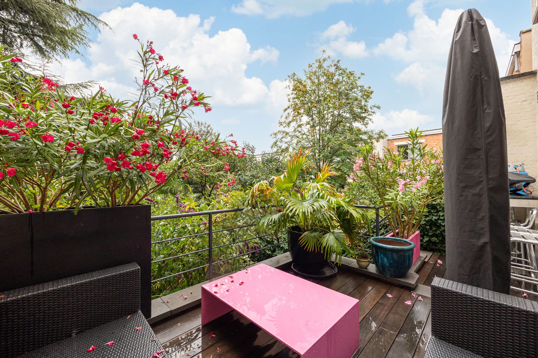 Instapklare woning met 3 à 4 slpks, praktijkruimte en garage foto 17