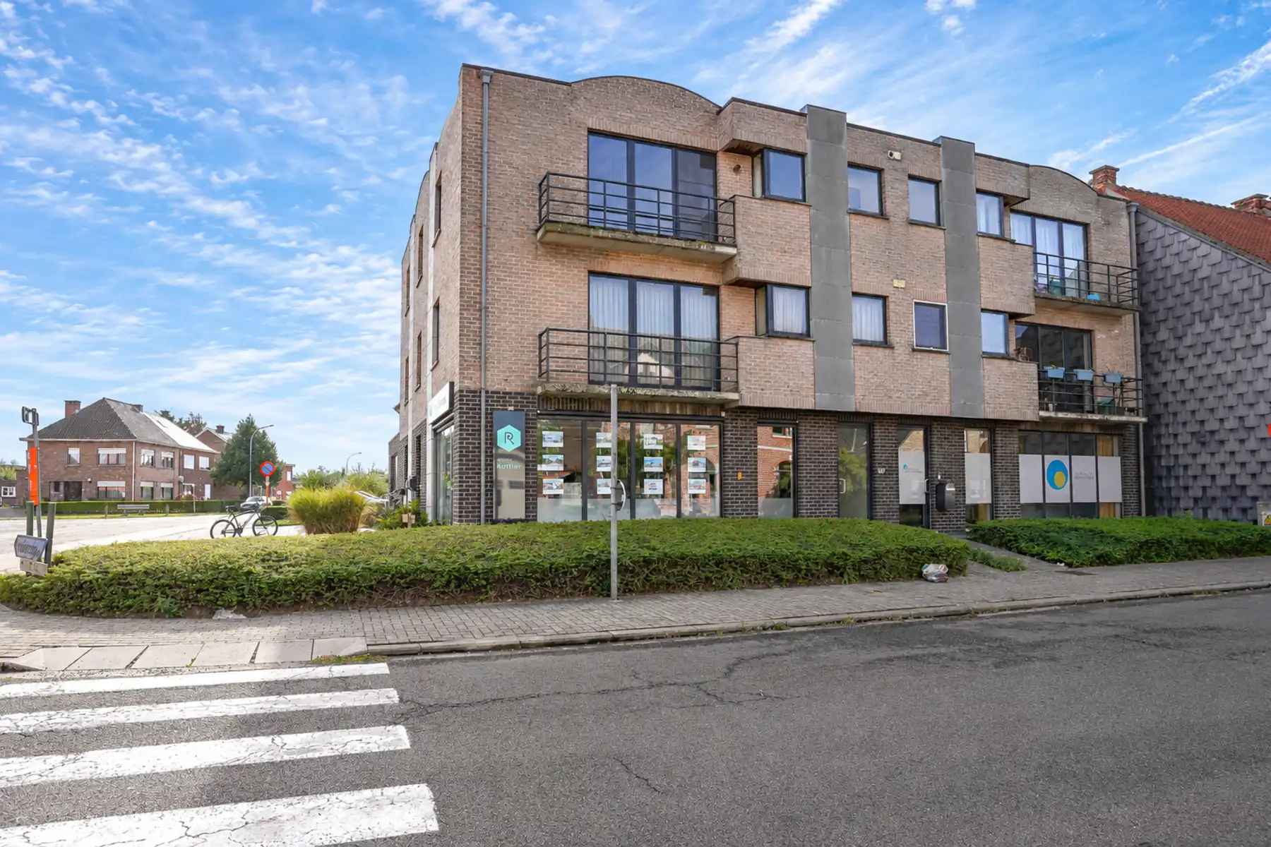 Commerciële ruimte met parkeergelegenheid te Londerzeel foto 3