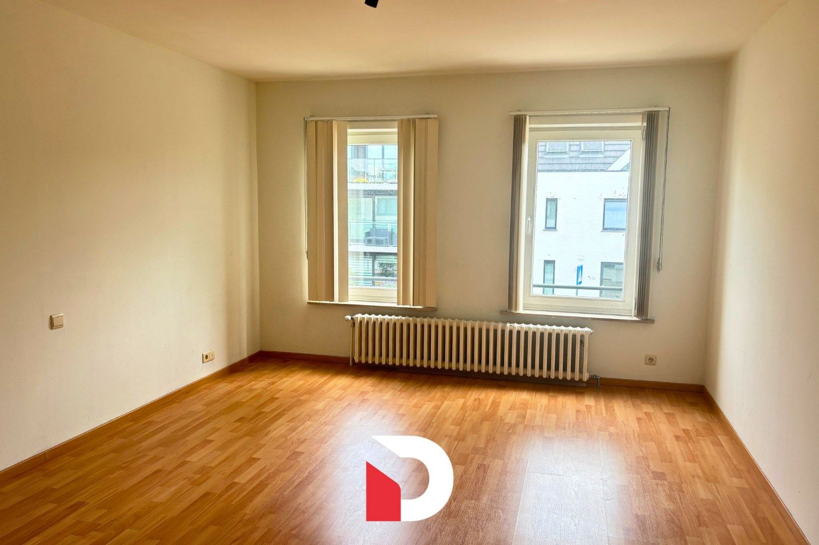Instapklaar en ruim appartement met 3 slaapkamers en zonnig terras in Sijsele foto 9
